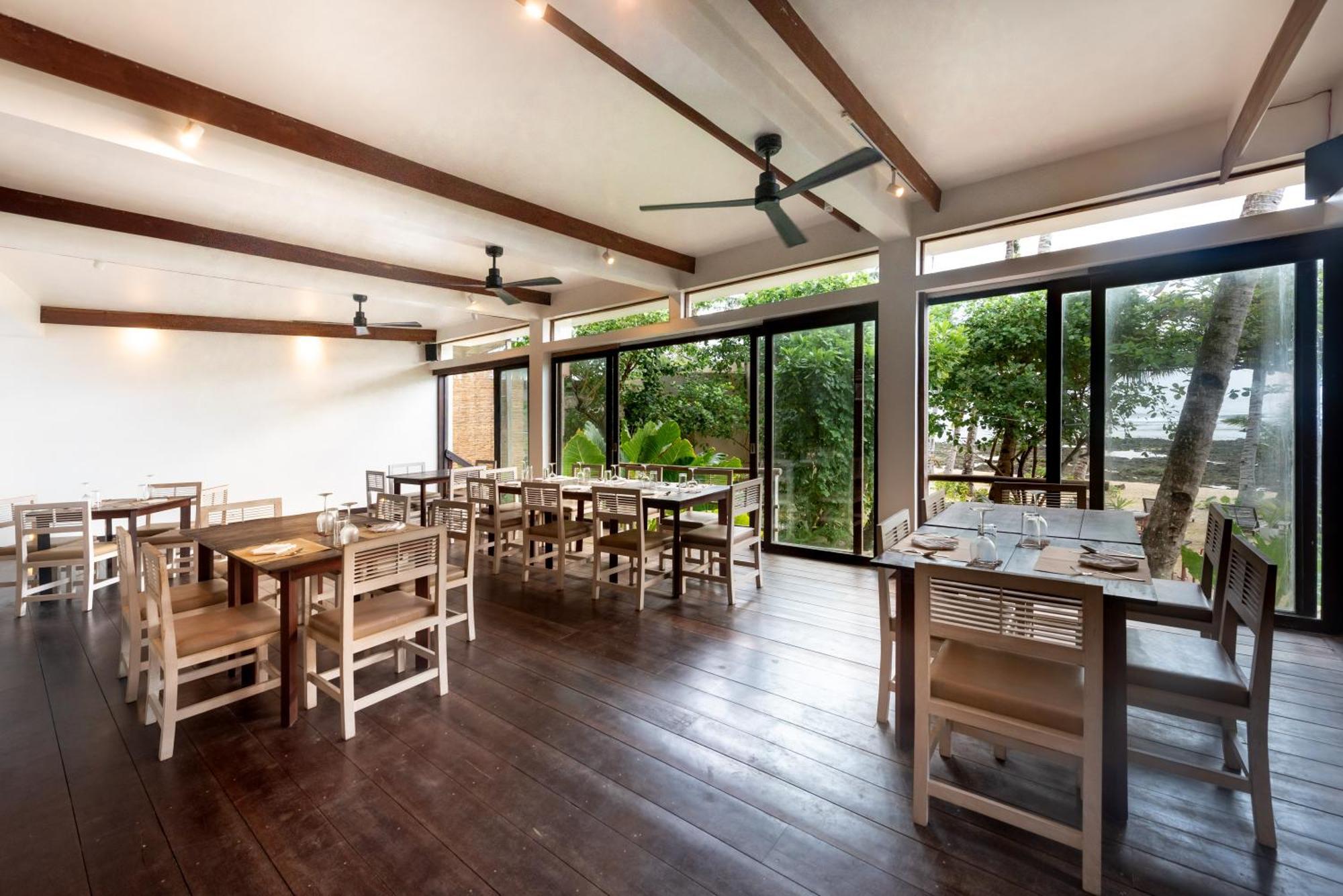 L'Osteria Luxe Beachfront B&B General Luna (Surigao del Norte) Exterior foto